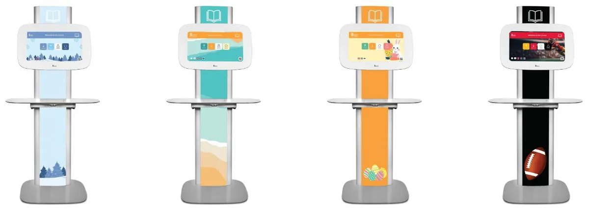 Quatre bornes LibDeco avec des habillages de couleurs et de thèmes différents